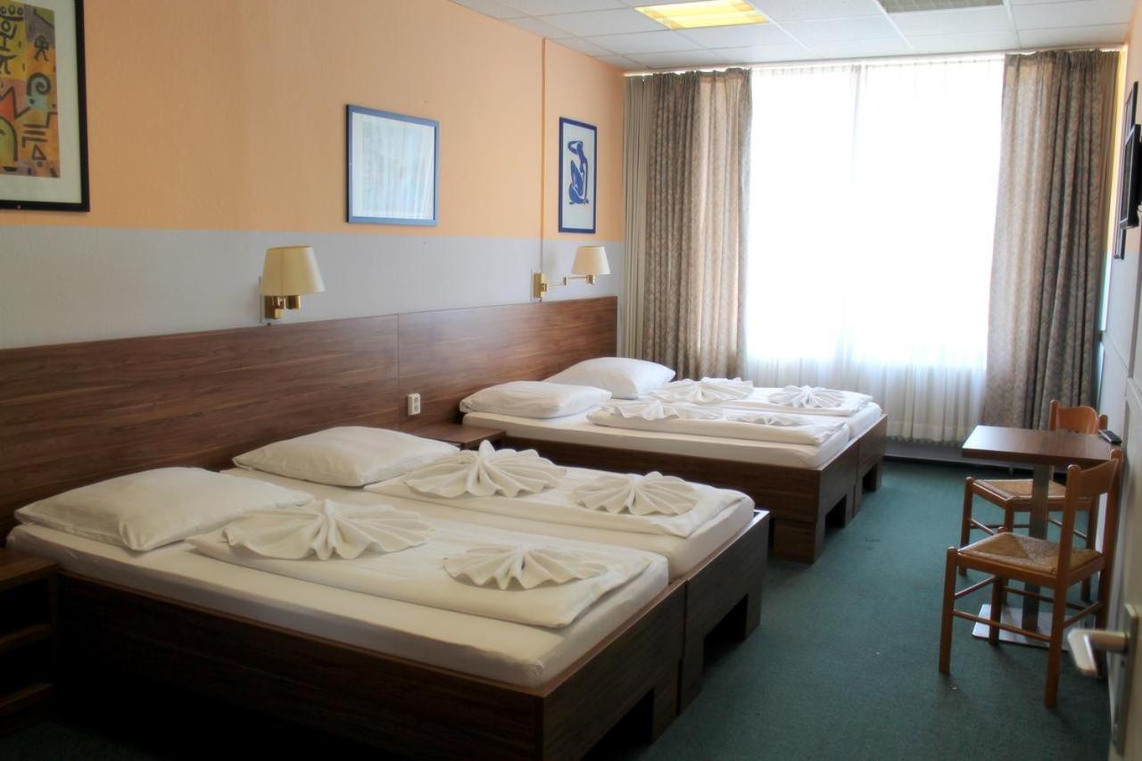 City Hotel Ansbach Am Kadewe Berlin Dış mekan fotoğraf