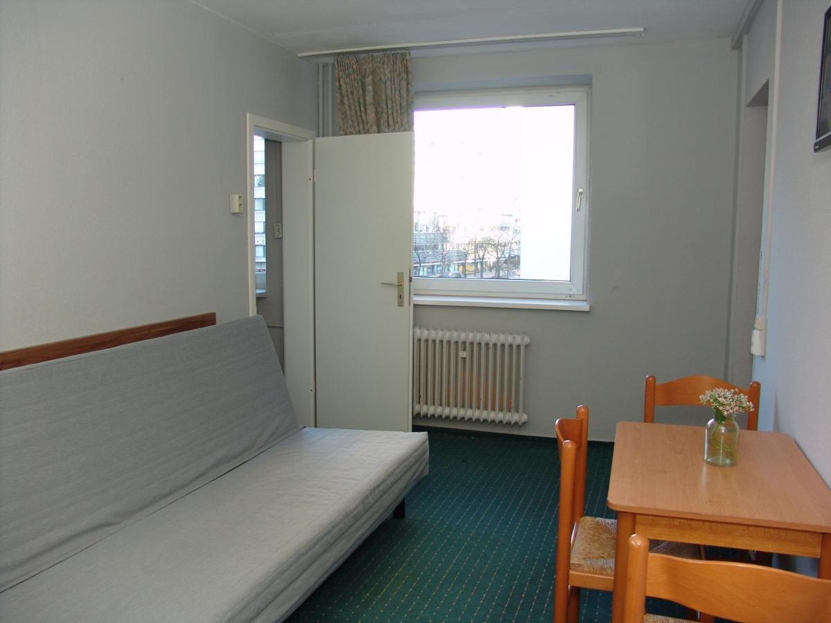 City Hotel Ansbach Am Kadewe Berlin Dış mekan fotoğraf