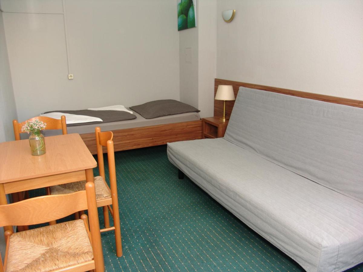 City Hotel Ansbach Am Kadewe Berlin Dış mekan fotoğraf