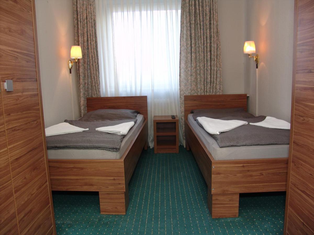 City Hotel Ansbach Am Kadewe Berlin Dış mekan fotoğraf